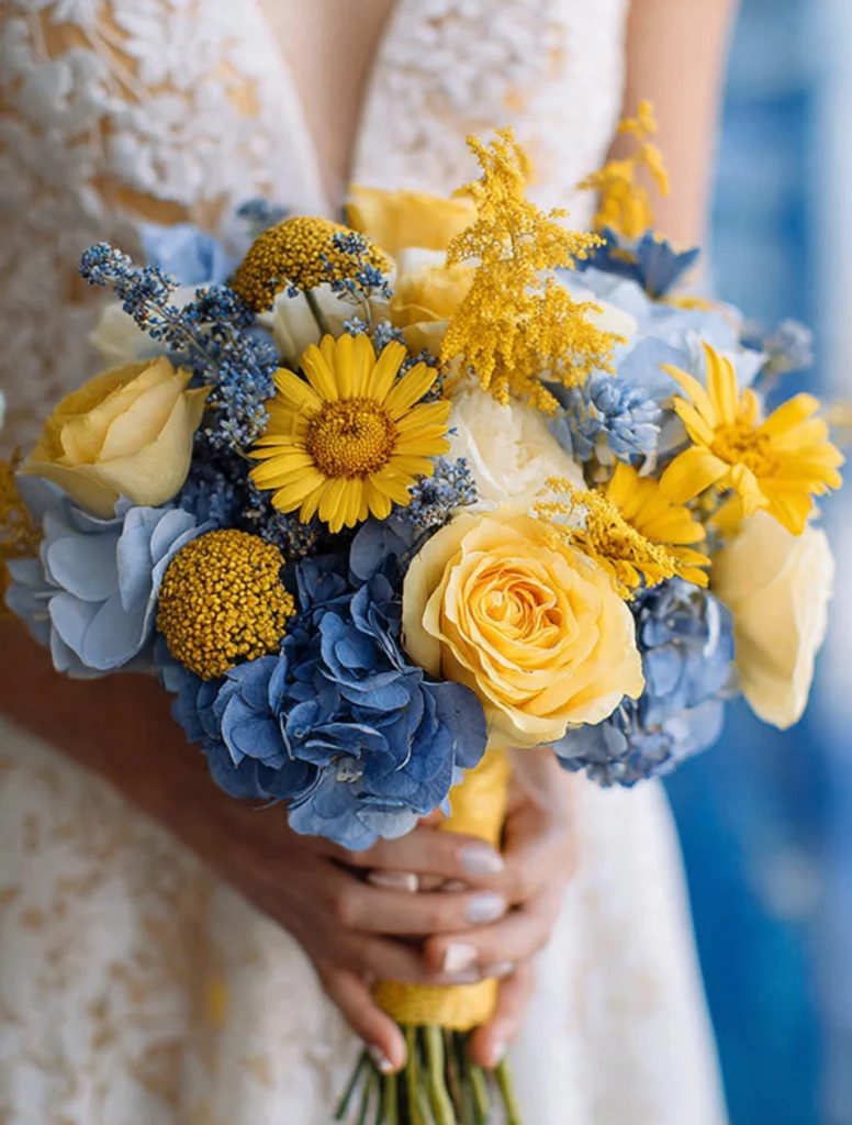 Seasonal adaptation of the blue and yellow palette