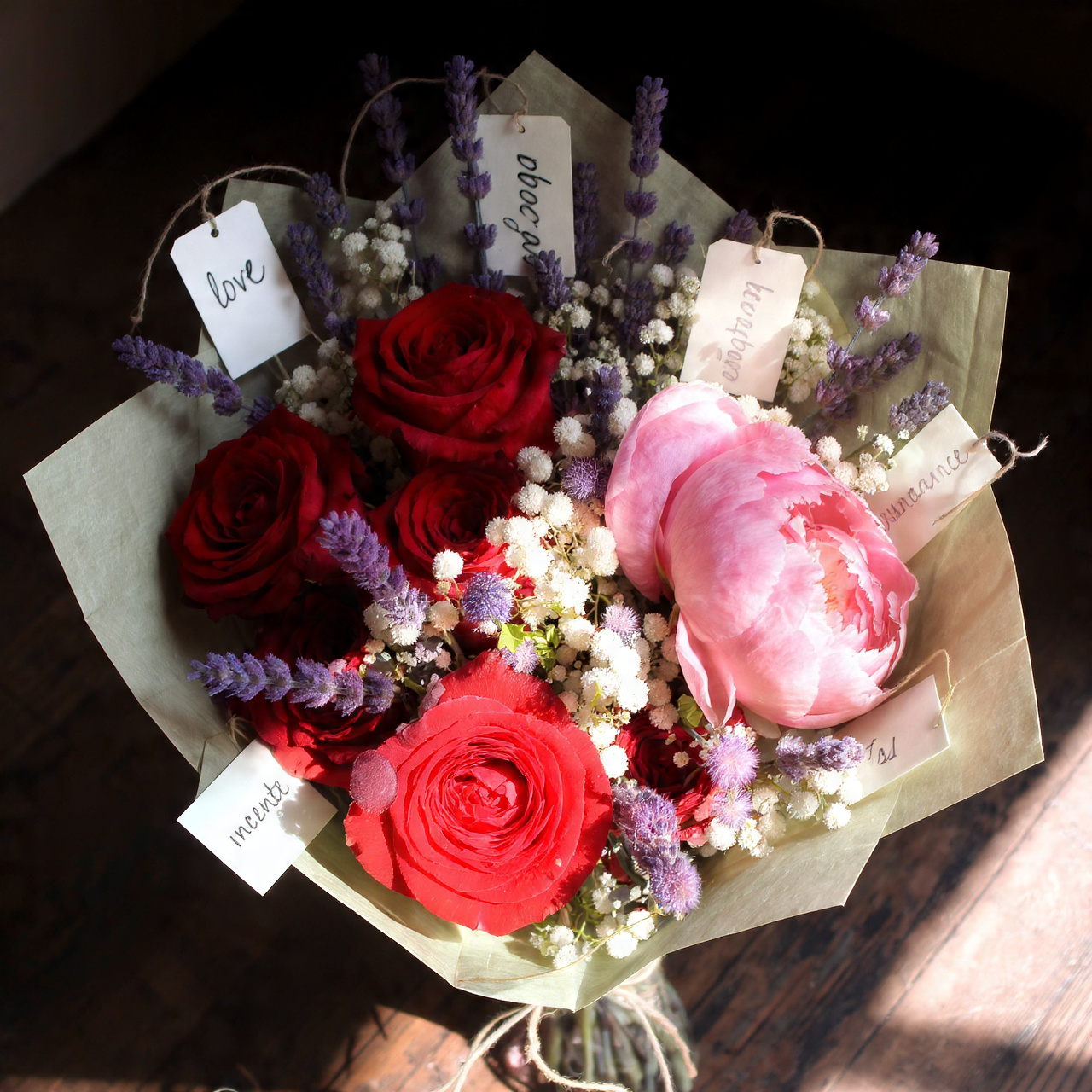 How to Choose Wedding Flowers: 20 Ideas for Selecting the Perfect Blooms 13 Incorporating Meaningful or Symbolic Flowers