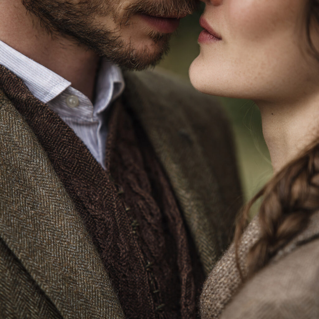 21 Cozy and Stylish Fall Engagement Photo Outfit Ideas 8 close up fall engagement portrait featuring wool suede