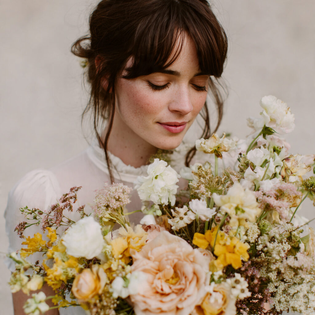 eco friendly wedding floral design locally sourced flowers